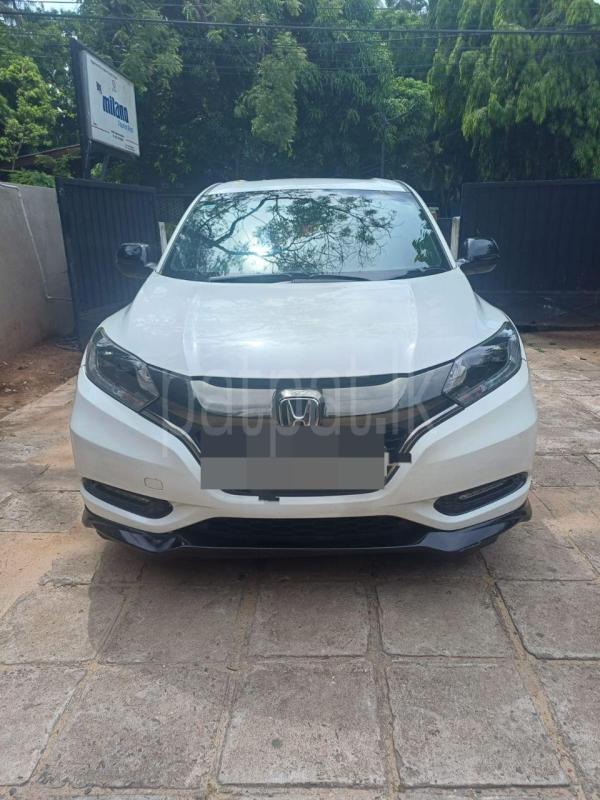 Honda Vezel 2017 - භාවිතා කරන ලද SUV රථය sale in Sri Lanka - patpat.lk