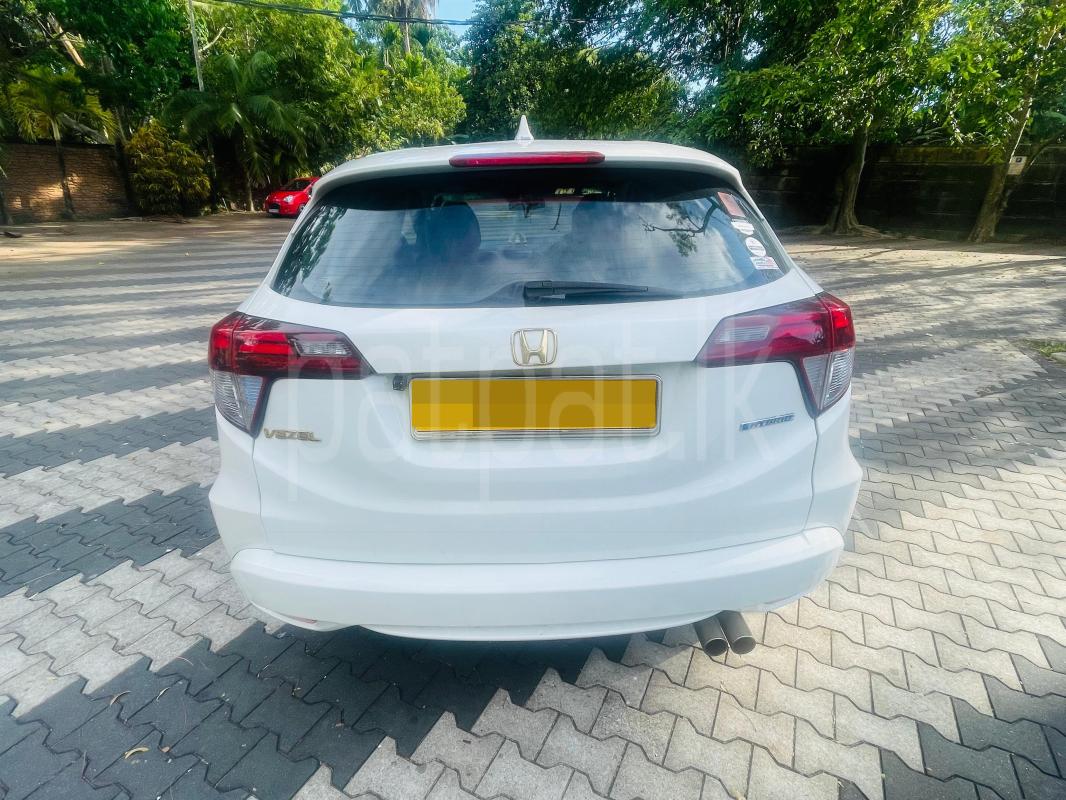 Honda Vezel 2014 - Used SUV sale in Sri Lanka - patpat.lk