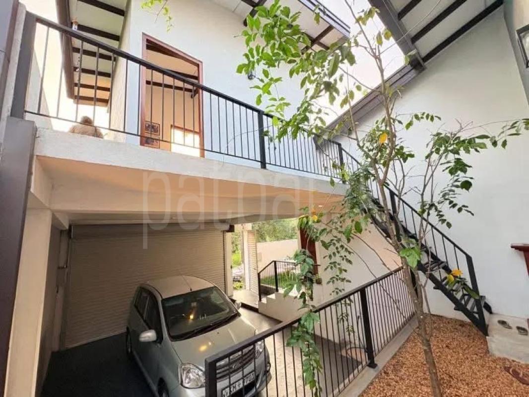 House for Sale in Athurugiriya ads-image-1