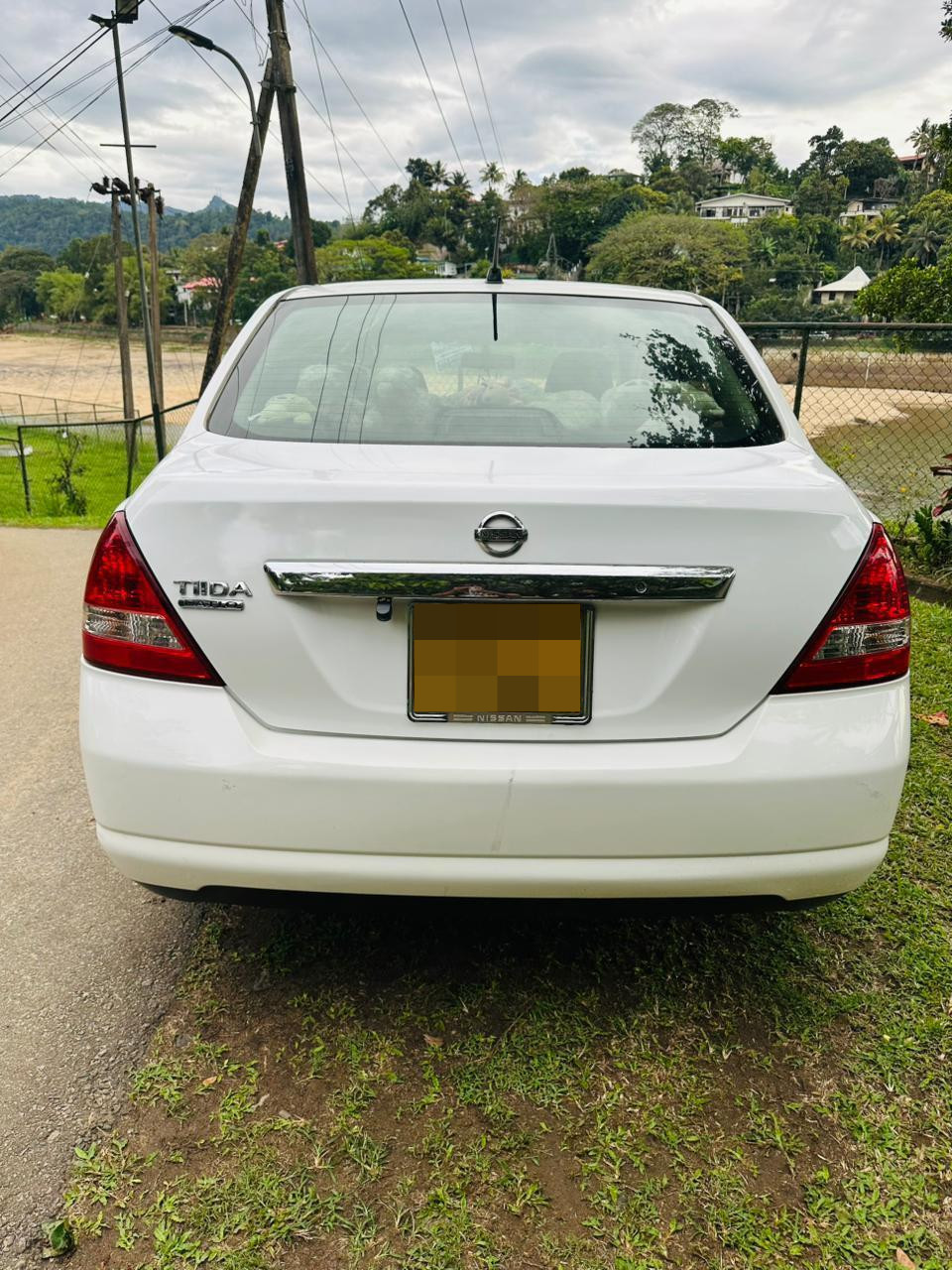 Nissan Tiida 2008 - Used Car sale in Sri Lanka - patpat.lk