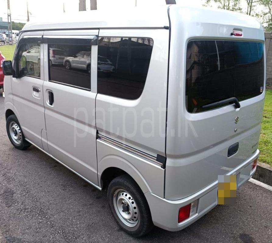 Advertisement image 4