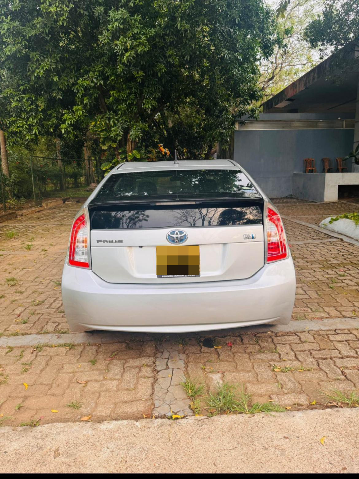Toyota Prius 2013 - பயன்படுத்தப்பட்டது கார் sale in Sri Lanka - patpat.lk