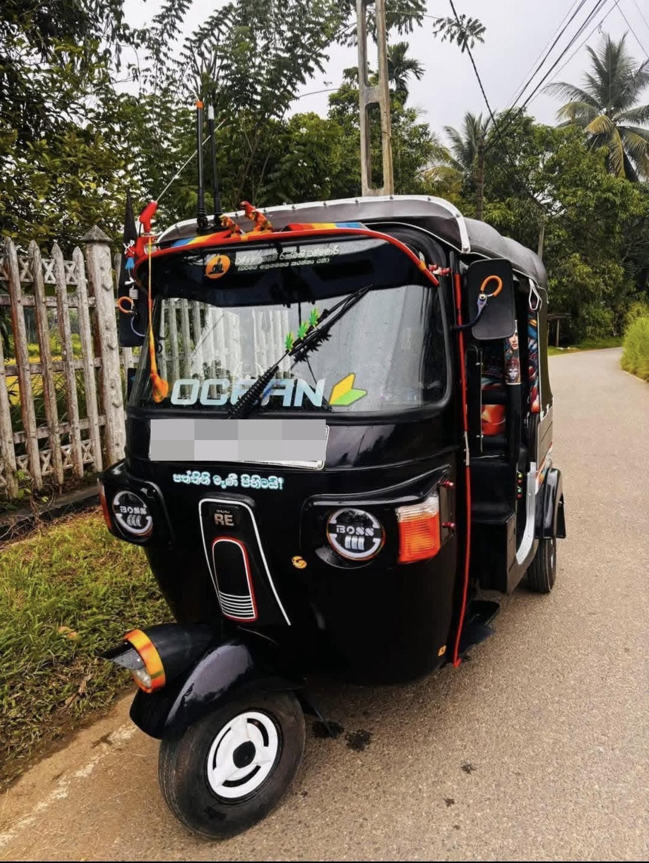 Bajaj Three Wheel 2011 - භාවිතා කරන ලද ත්‍රිරෝද රථය sale in Sri Lanka - patpat.lk