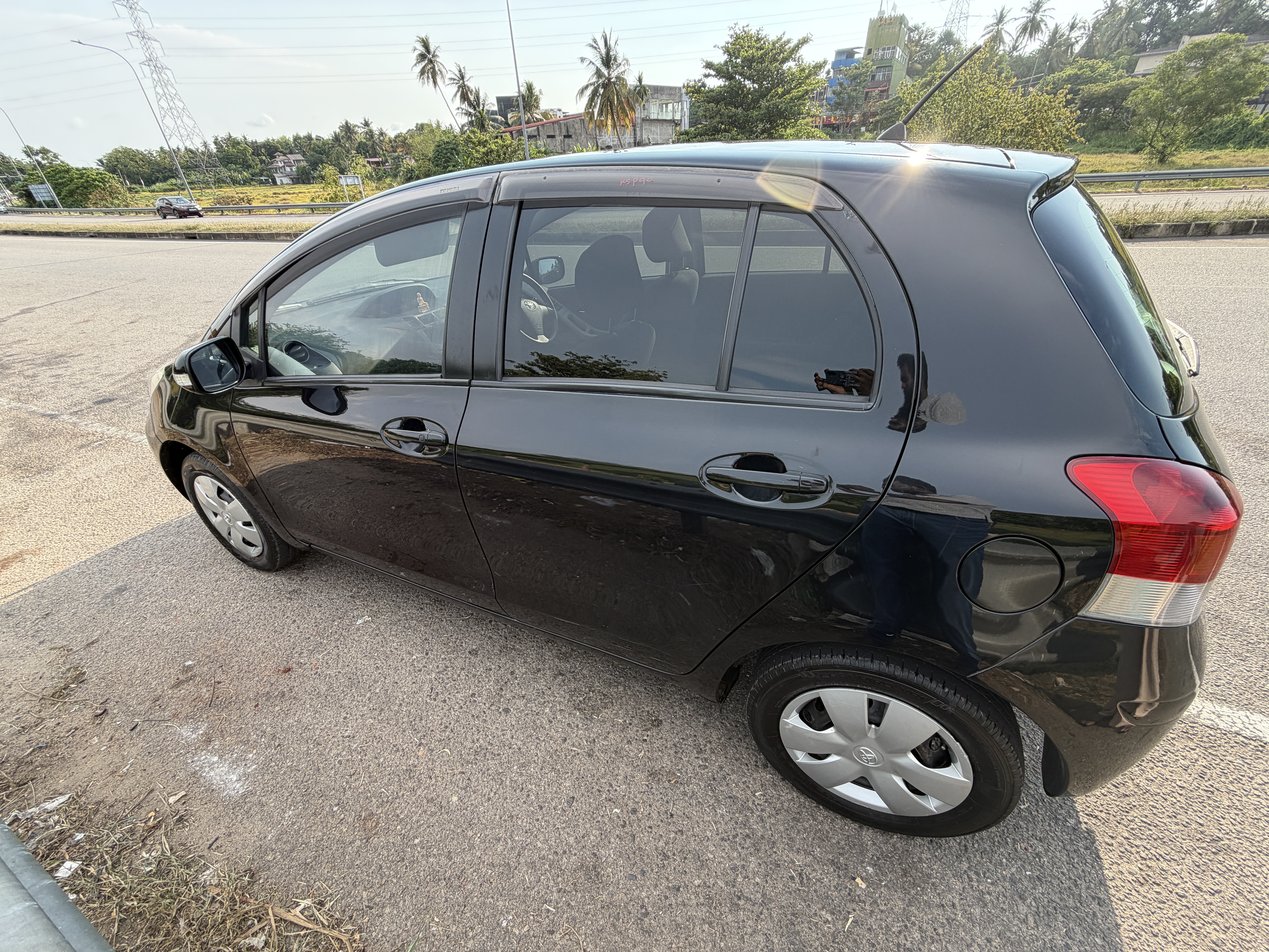 Toyota Vitz 2009 - Used Car sale in Sri Lanka - patpat.lk