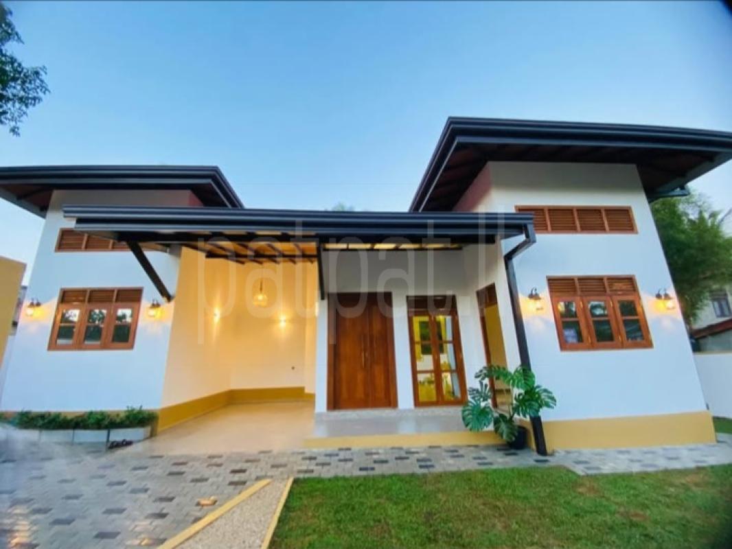 House for Sale in Meegoda ads-image-1