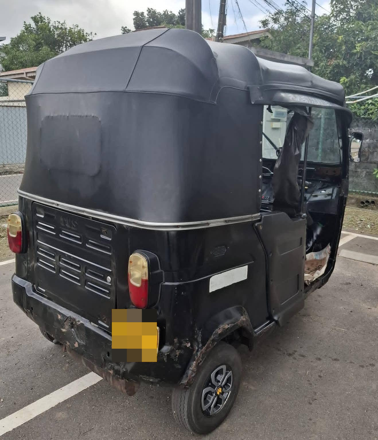 Advertisement image 6