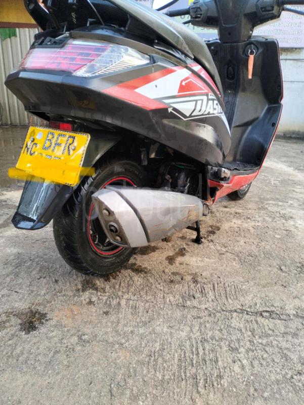 Advertisement image 4