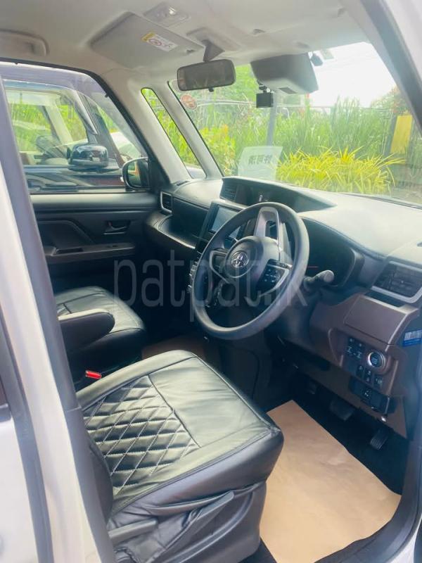 Advertisement image 4