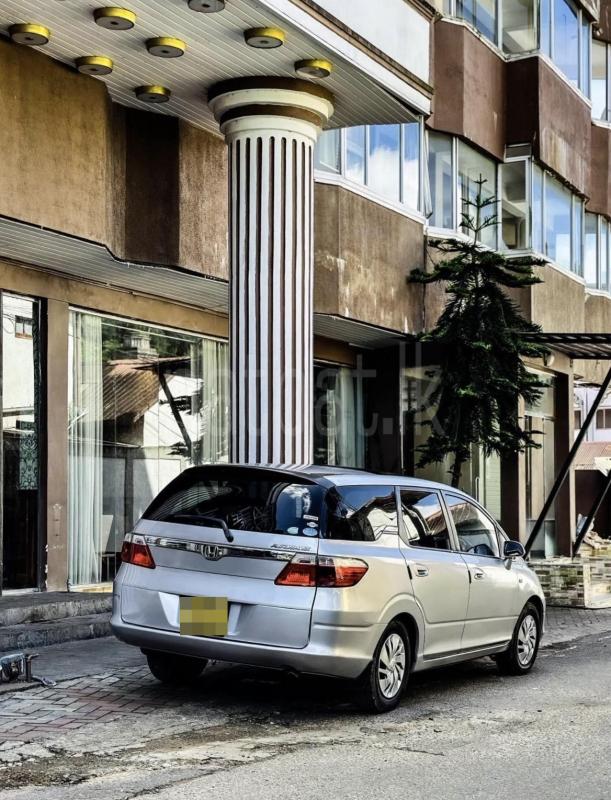 Advertisement image 1