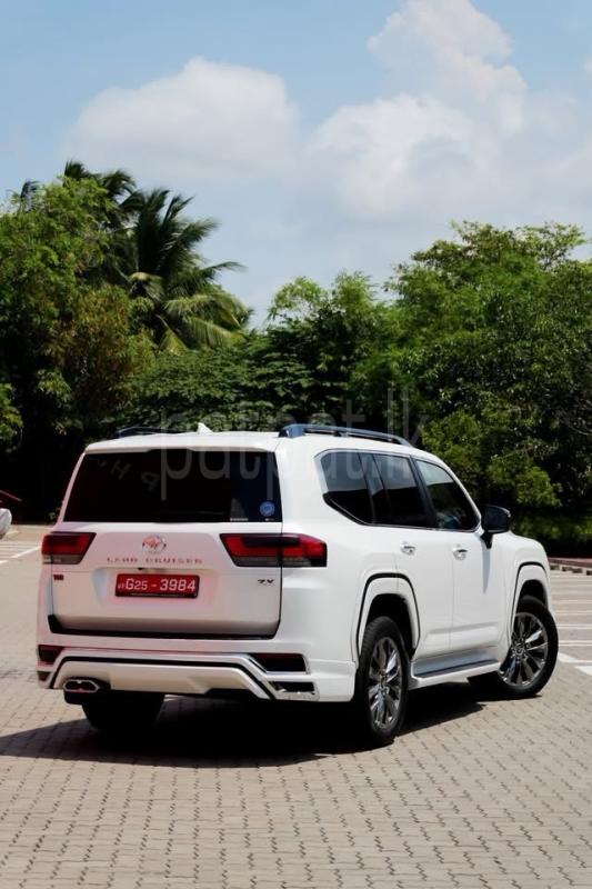 Toyota Land Cruiser 2024 - Brand New SUV sale in Sri Lanka - patpat.lk
