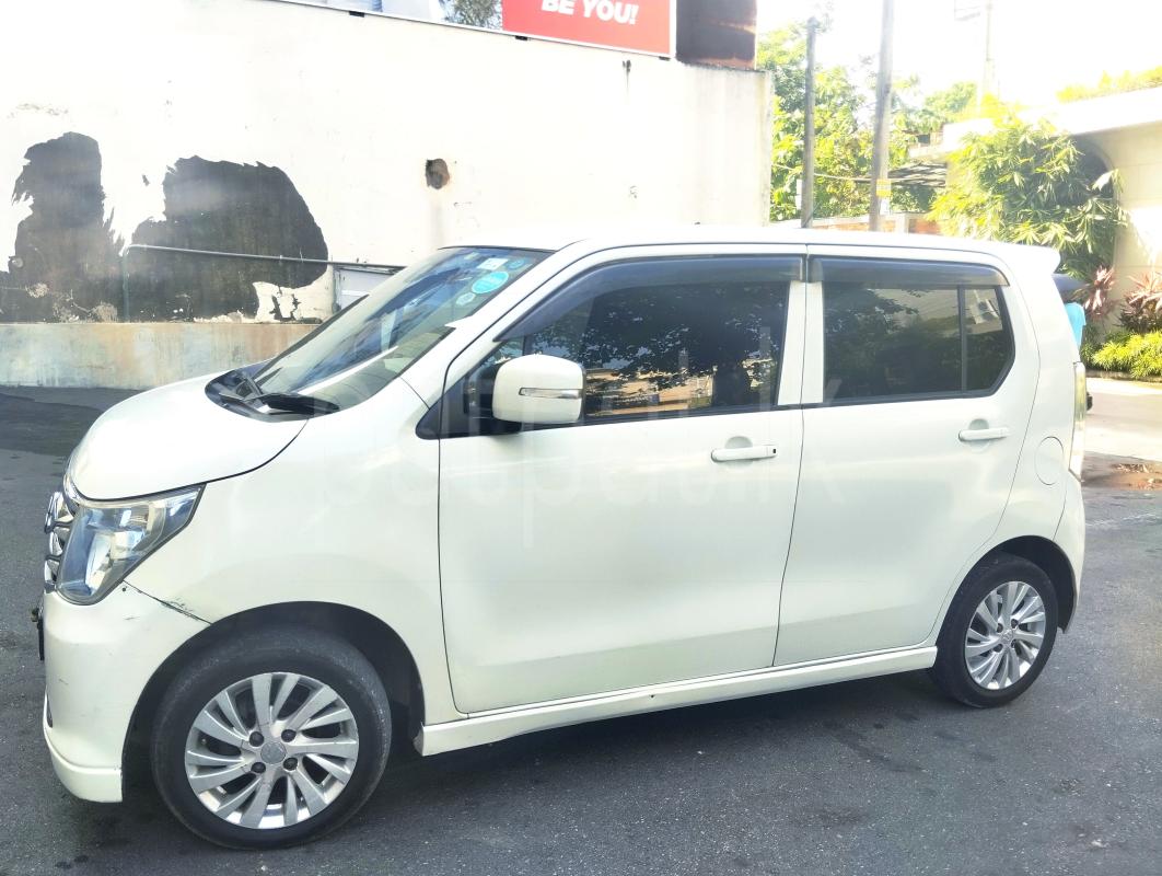 Suzuki Wagon R 2018 - பயன்படுத்தப்பட்டது கார் sale in Sri Lanka - patpat.lk