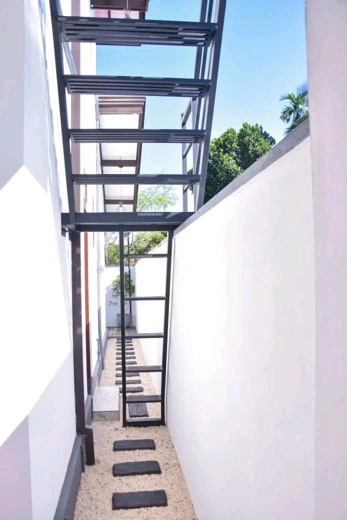 House for Sale in Athurugiriya