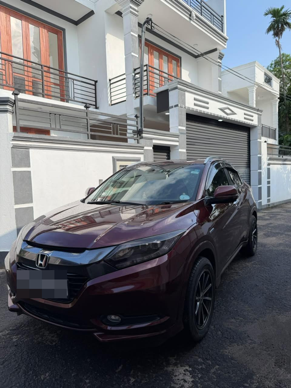 Honda Vezel 2014 - பயன்படுத்தப்பட்டது SUV sale in Sri Lanka - patpat.lk