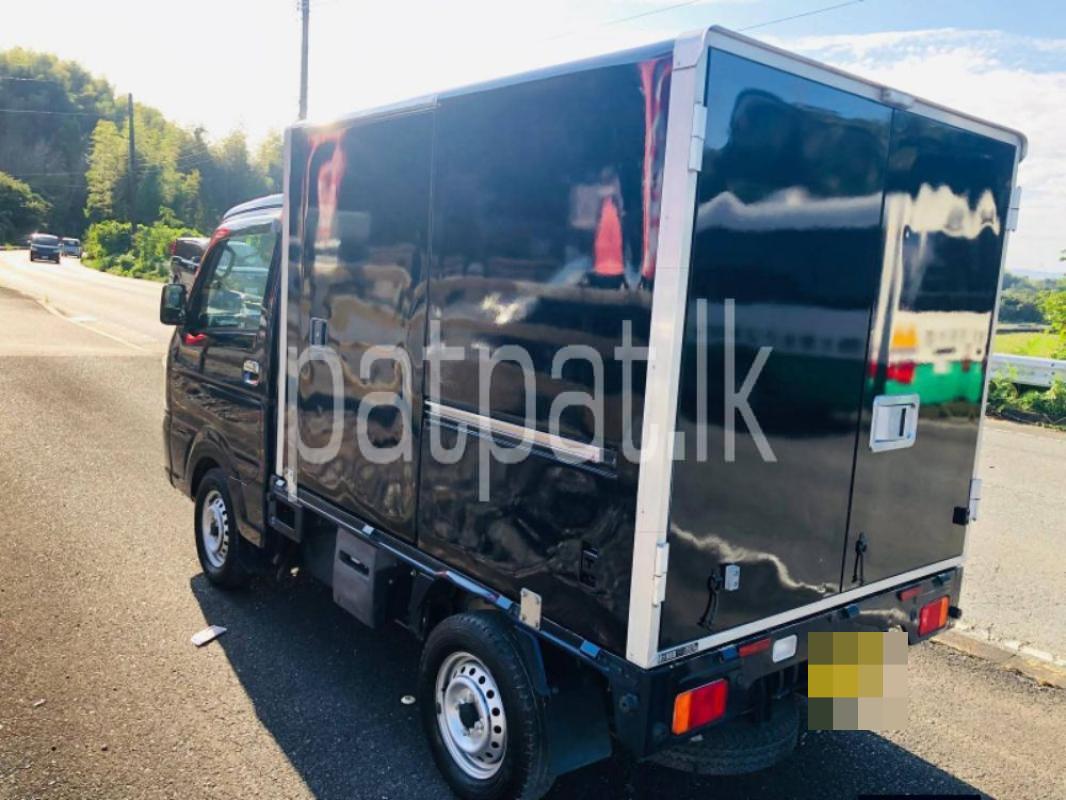 Advertisement image 4