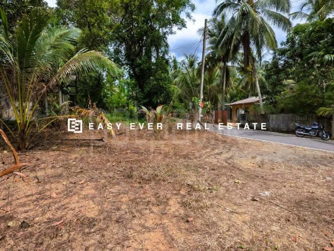 Residential Land for Sale in Urapola