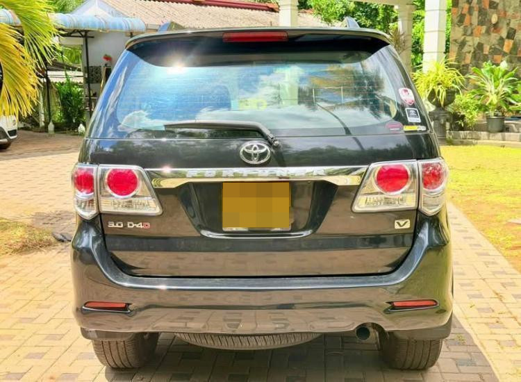Toyota Fortuner 2013 - Used SUV sale in Sri Lanka - patpat.lk