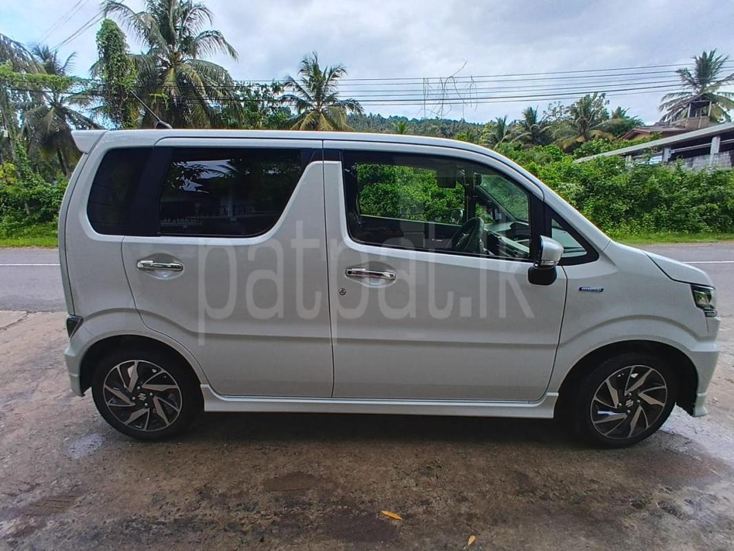 Suzuki Wagon R 2025 - பயன்படுத்தப்பட்டது கார் sale in Sri Lanka - patpat.lk