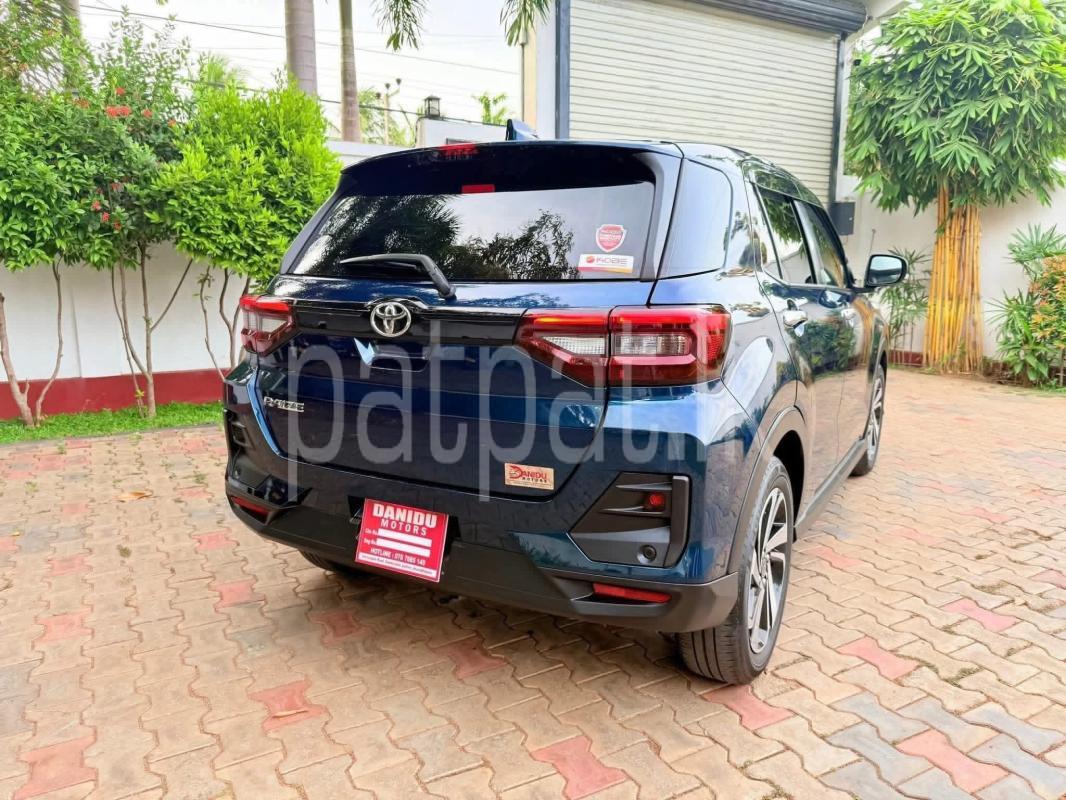 Advertisement image 6