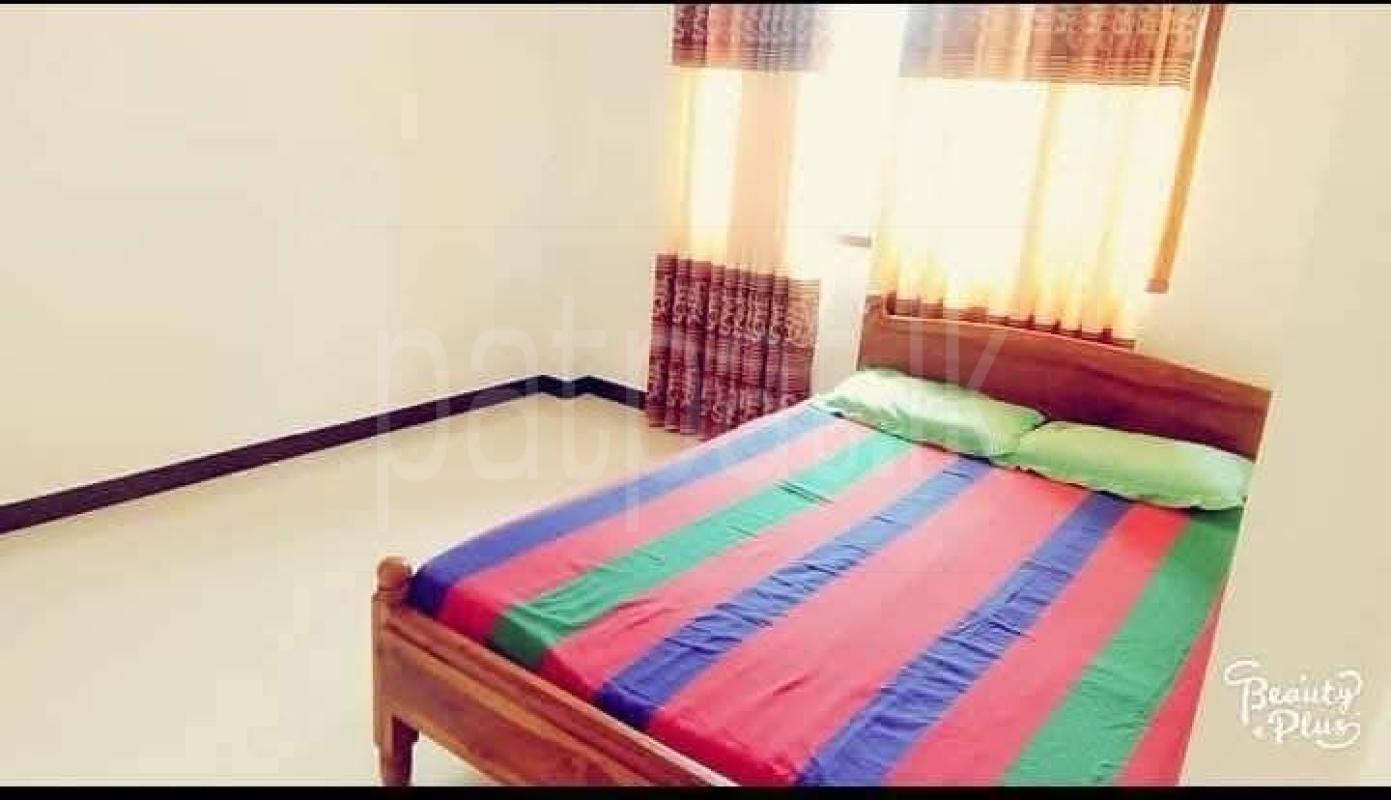 House for Sale in Karapitiya