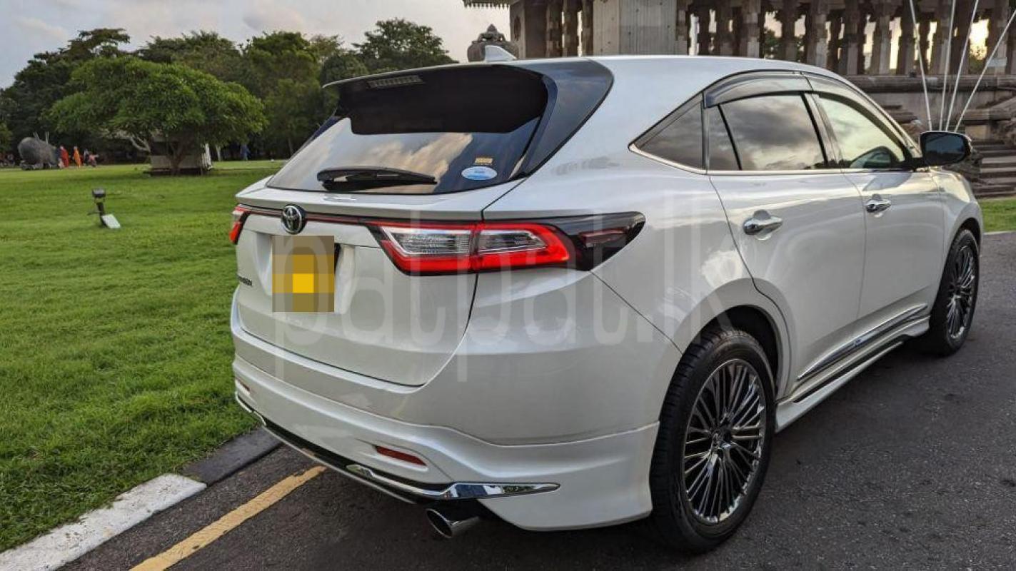 Advertisement image 1