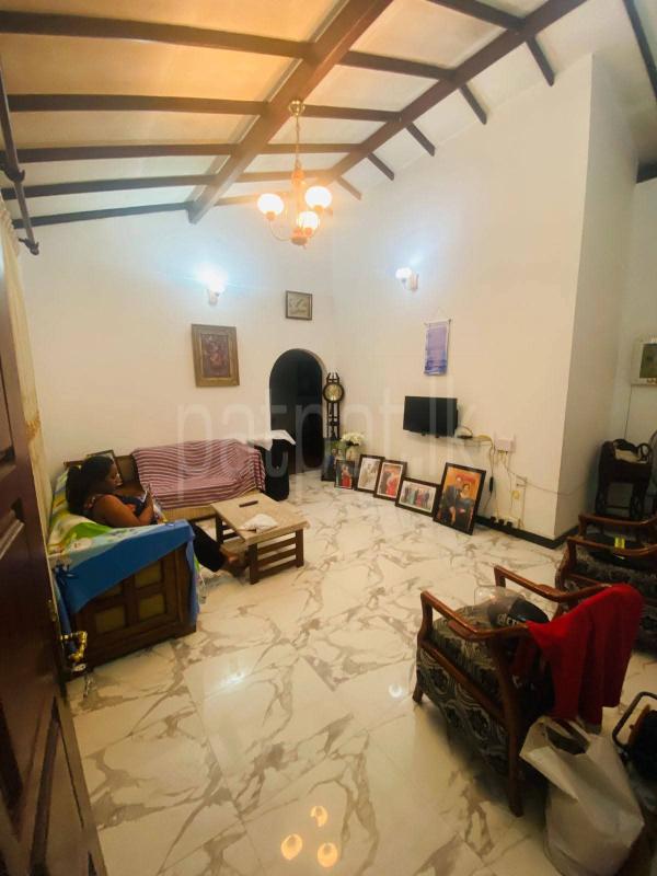 House for Sale in Mahara ads-image-1