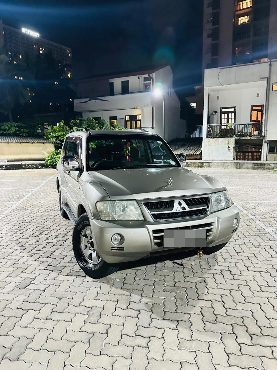 Mitsubishi Pajero 2006 - பயன்படுத்தப்பட்டது SUV sale in Sri Lanka - patpat.lk