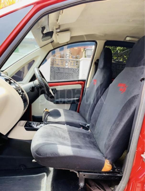 Tata Nano 2017 - பயன்படுத்தப்பட்டது கார் sale in Sri Lanka - patpat.lk