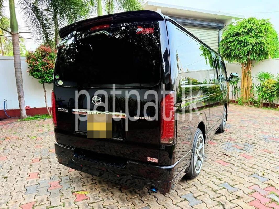 Advertisement image 4