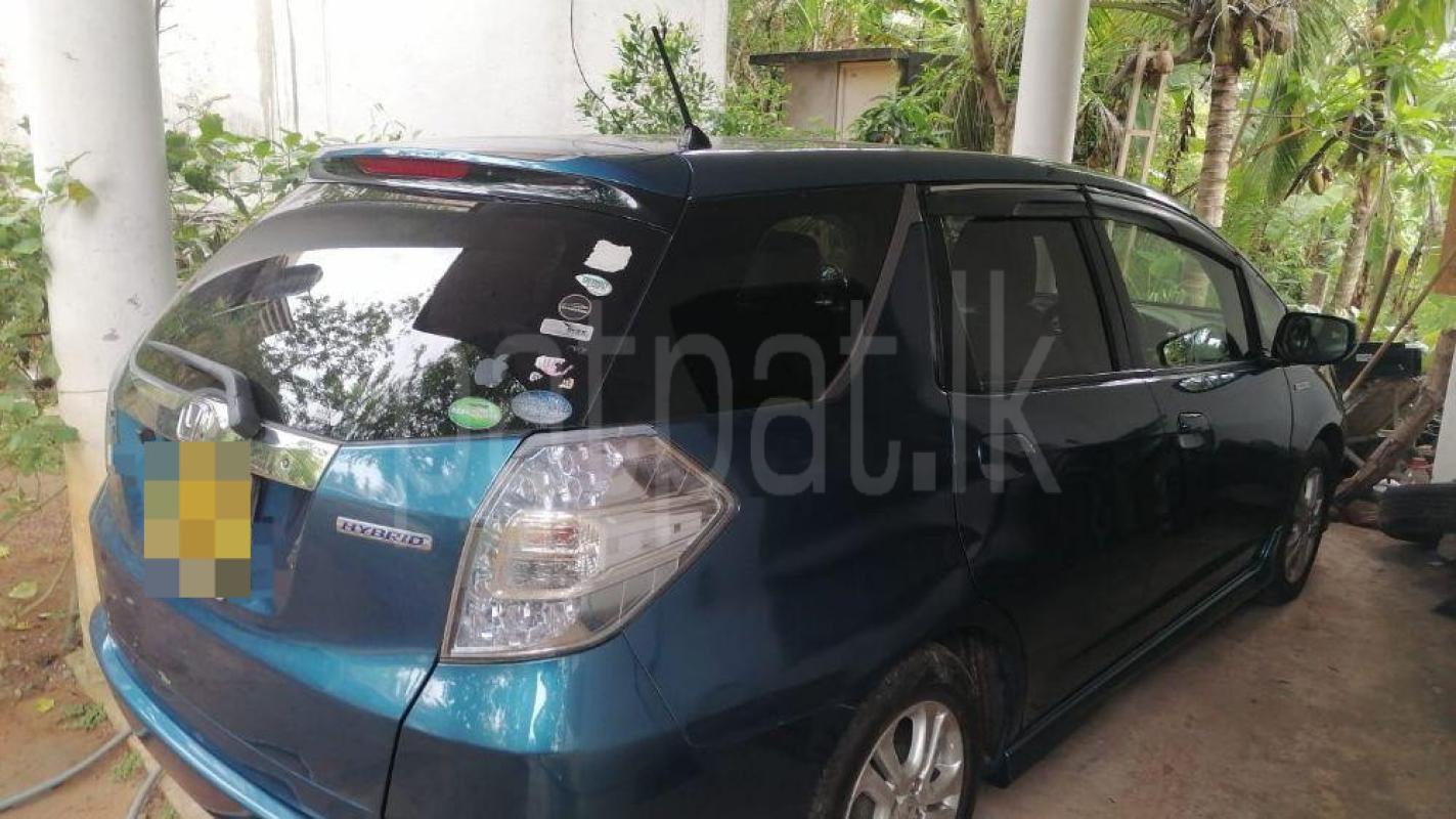 Honda Fit 2013 - பயன்படுத்தப்பட்டது கார் sale in Sri Lanka - patpat.lk