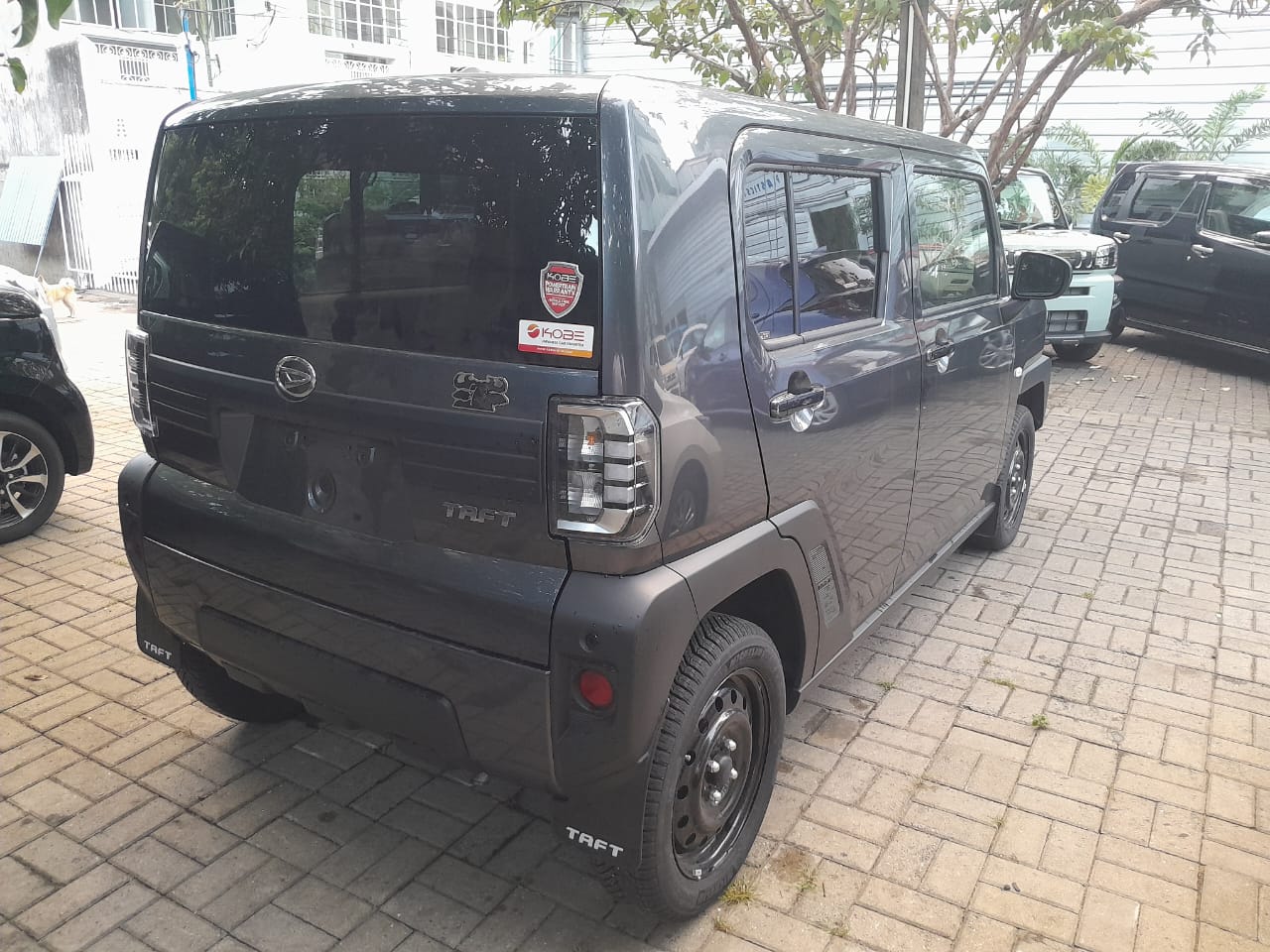 Advertisement image 3