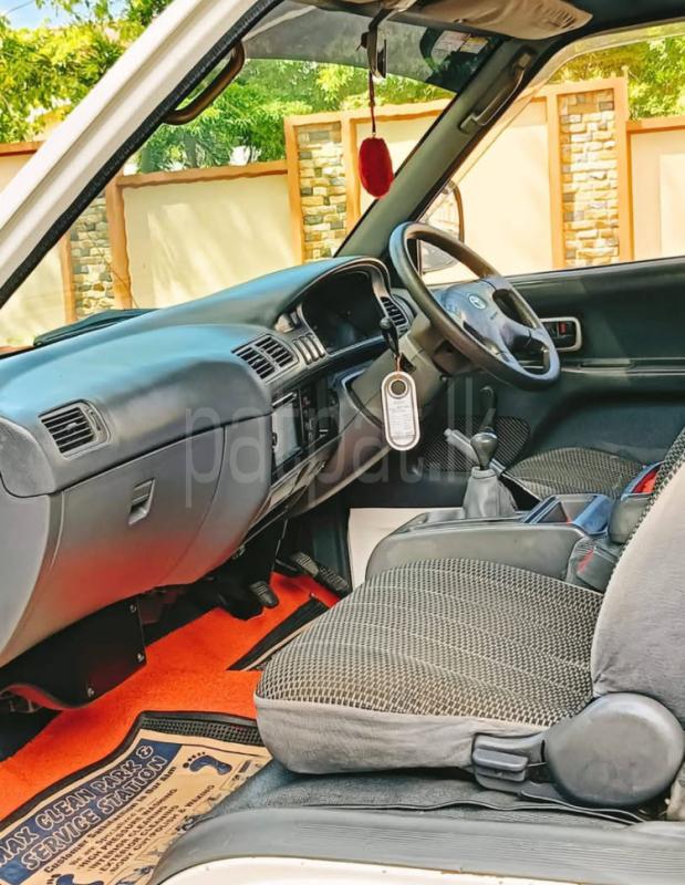 Toyota TownAce 1998 - භාවිතා කරන ලද වෑන් රථය sale in Sri Lanka - patpat.lk