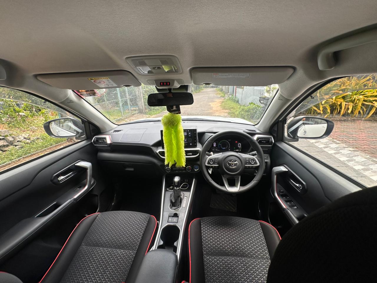 Toyota Raize 2025 - අලුත් SUV රථය sale in Sri Lanka - patpat.lk