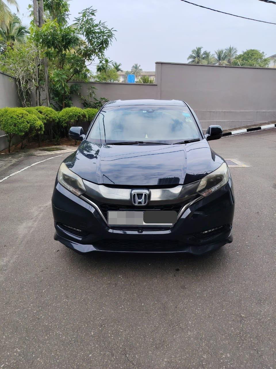 Honda Vezel 2017 - Used SUV sale in Sri Lanka - patpat.lk