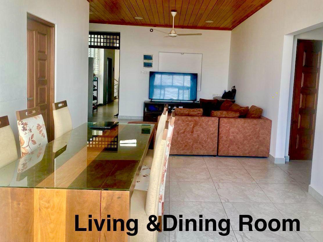 Unfurnished Apartment for Sale in Wellawatta (Colombo 06)