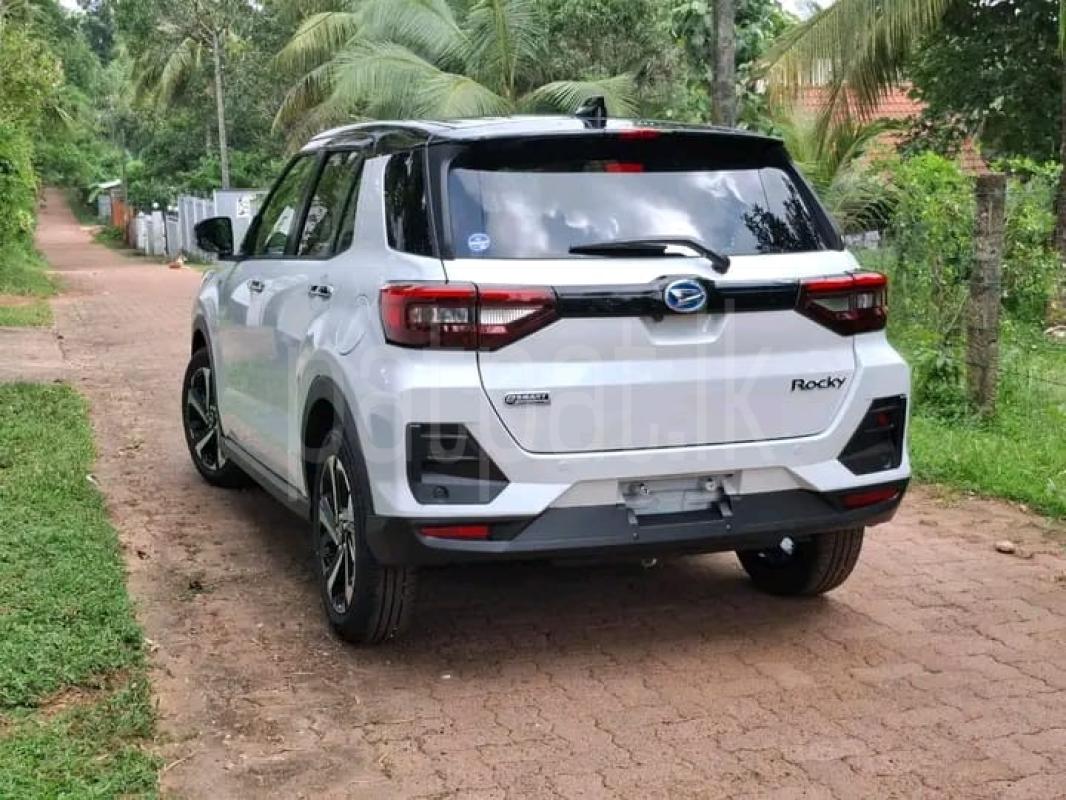 Advertisement image 3