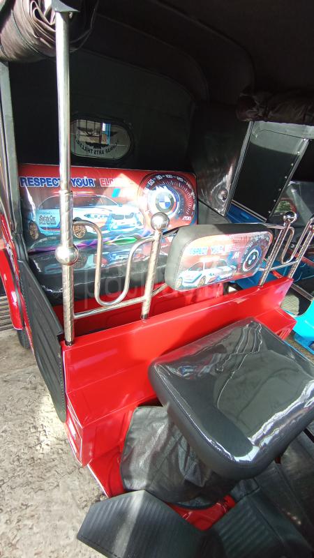 Bajaj Three Wheel 2005 - பயன்படுத்தப்பட்டது முச்சக்கர வண்டி sale in Sri Lanka - patpat.lk