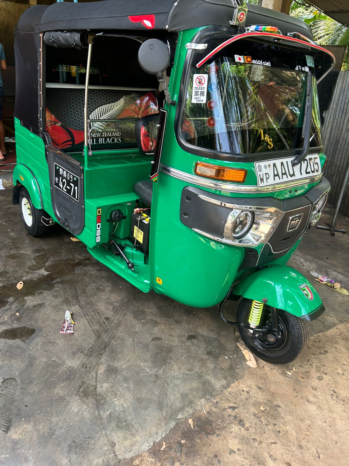 Bajaj Three Wheel 2014 - Used Three wheeler sale in Sri Lanka - patpat.lk