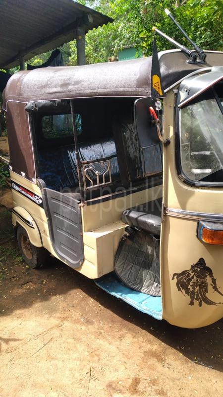 Bajaj Three Wheel 2000 - Used Three wheeler sale in Sri Lanka - patpat.lk