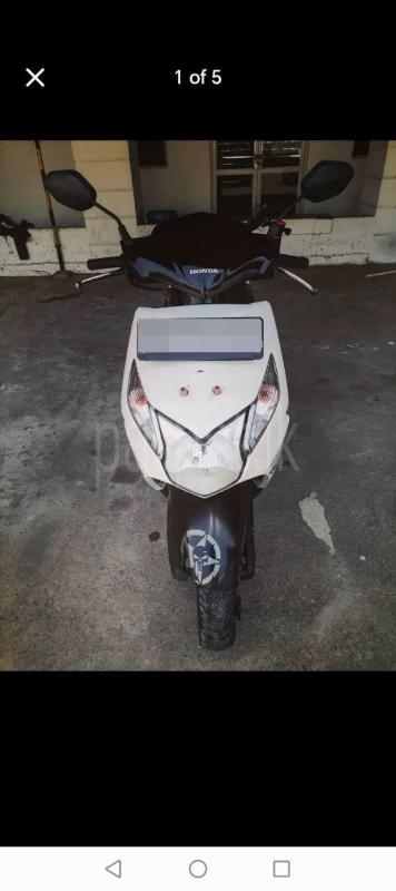 Advertisement image 4