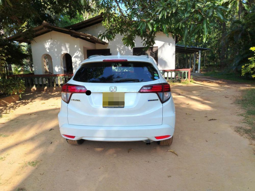 Honda Vezel 2012 - பயன்படுத்தப்பட்டது SUV sale in Sri Lanka - patpat.lk