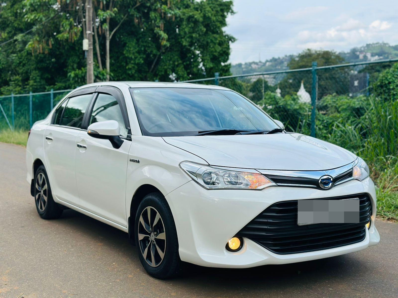 Toyota Axio 2015 - பயன்படுத்தப்பட்டது கார் sale in Sri Lanka - patpat.lk