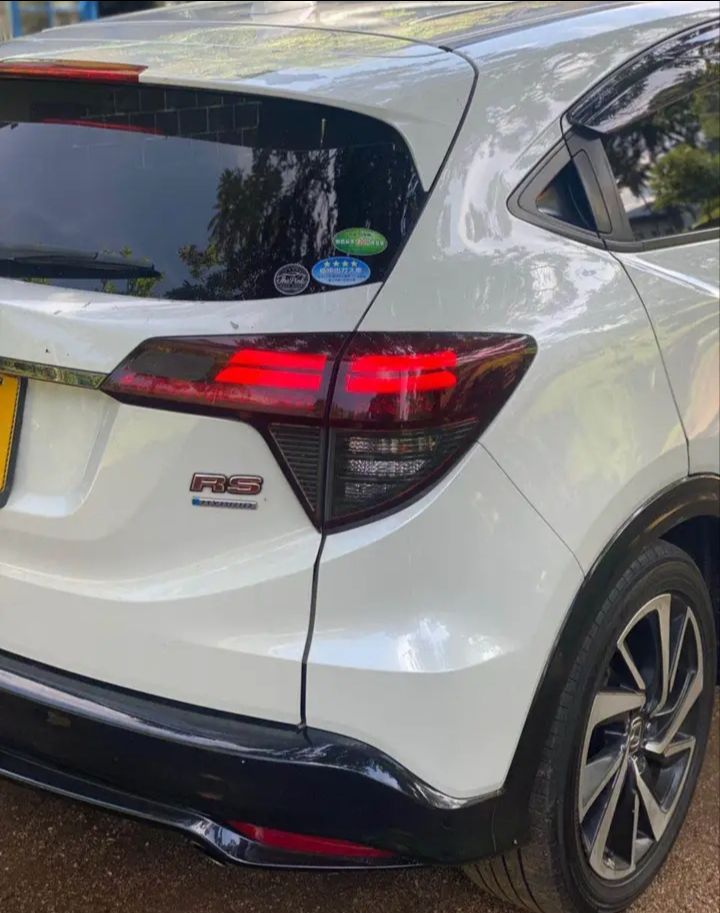 Honda Vezel 2018 - Used SUV sale in Sri Lanka - patpat.lk