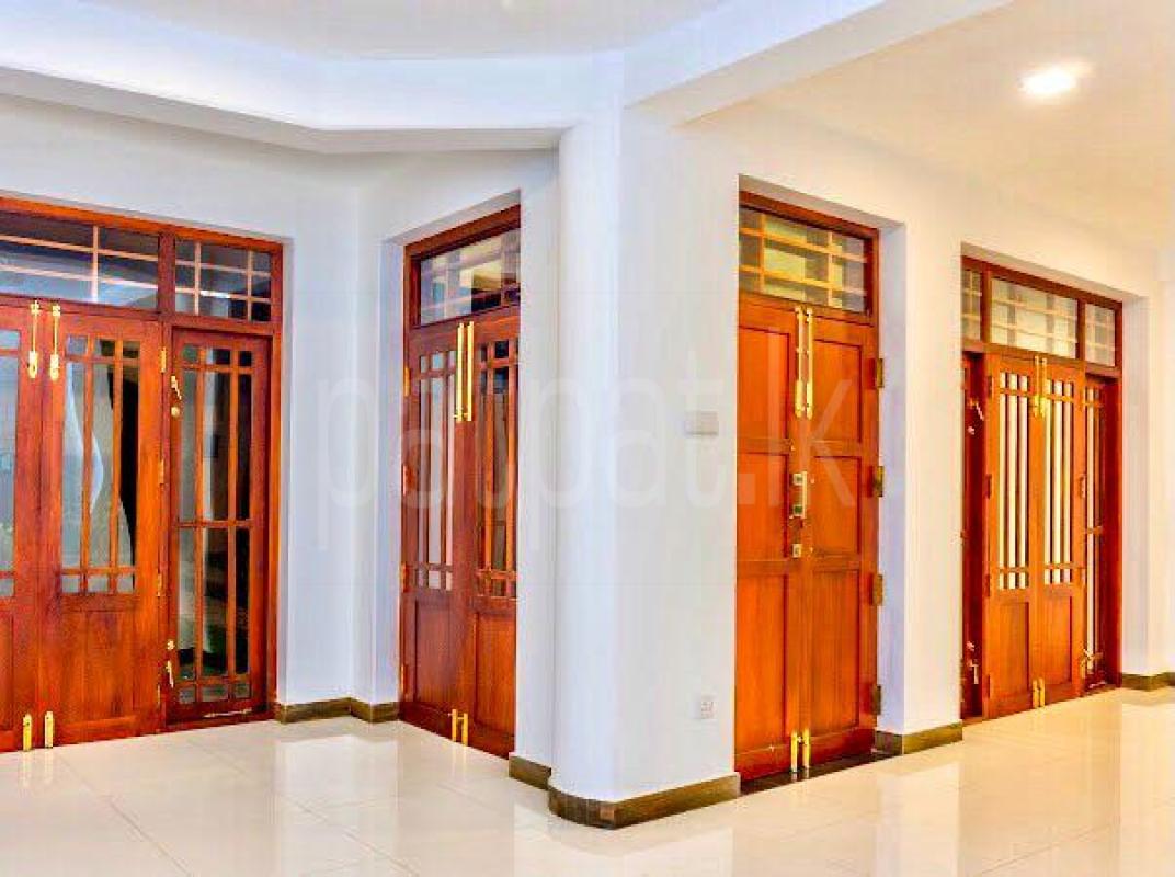 House for Sale in Kirulapone