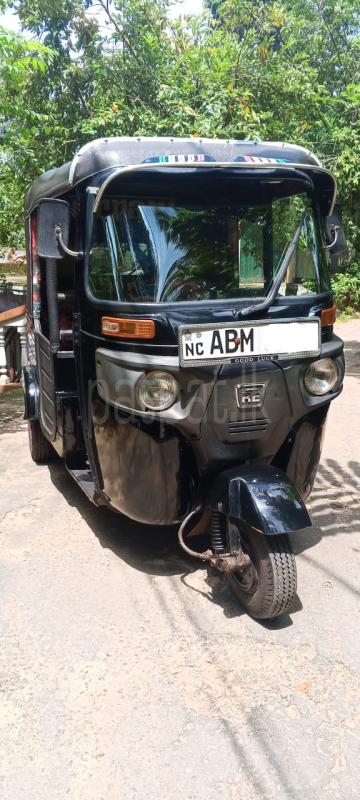 Bajaj 4 stroke 2016 - பயன்படுத்தப்பட்டது முச்சக்கர வண்டி sale in Sri Lanka - patpat.lk