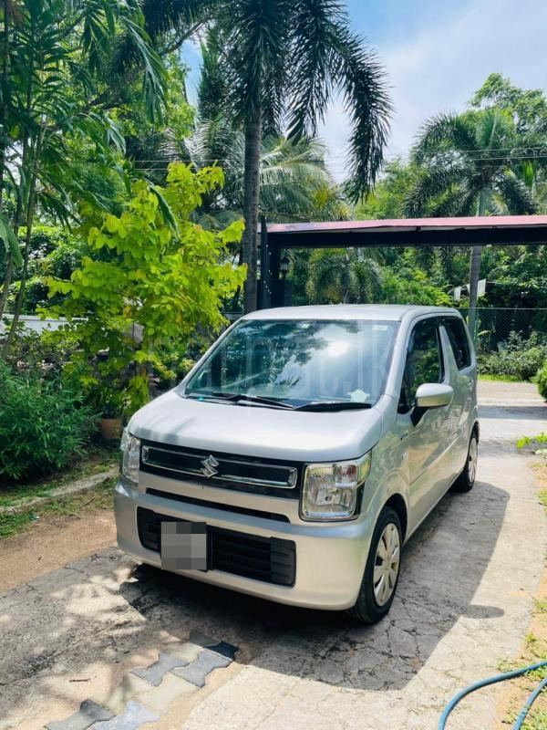 Suzuki Wagon R 2018 - பயன்படுத்தப்பட்டது கார் sale in Sri Lanka - patpat.lk