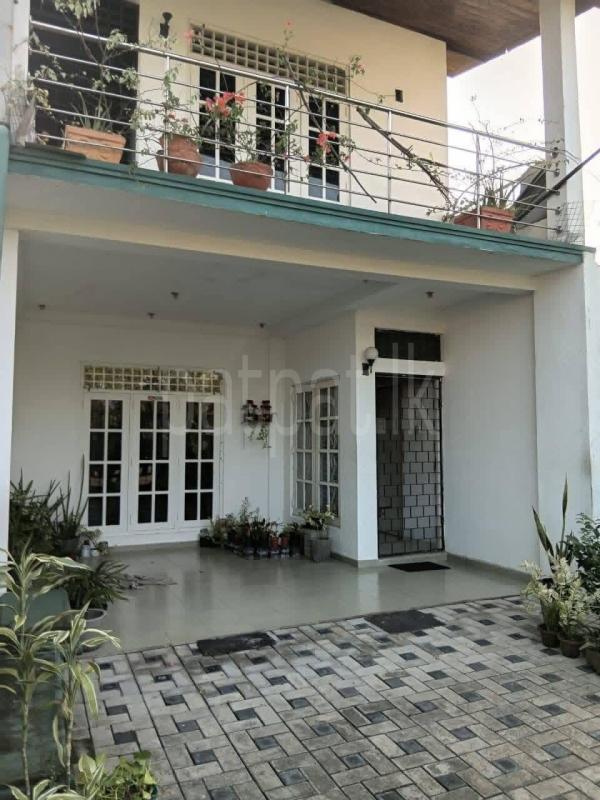 House for Sale in Athurugiriya ads-image-1