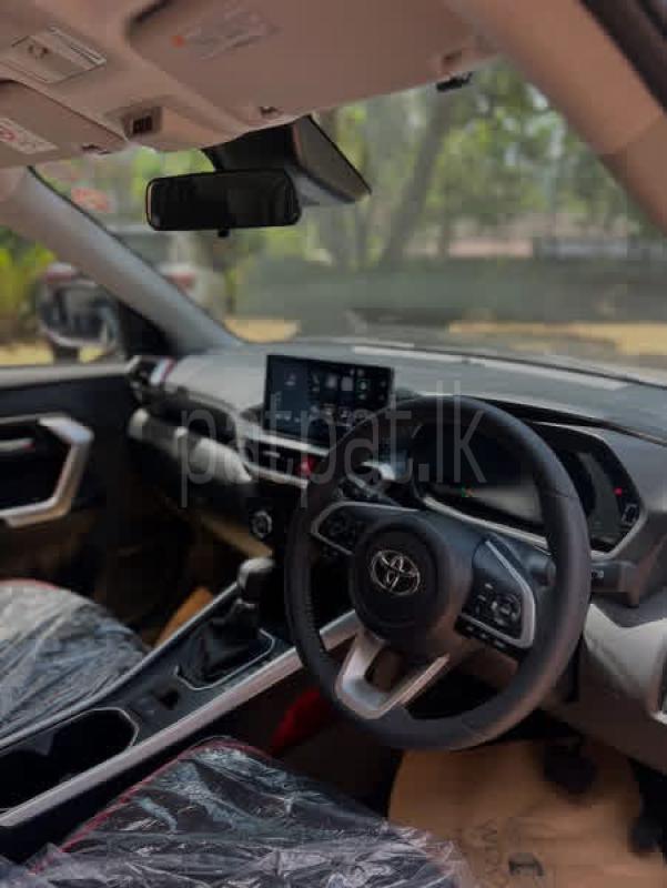 Advertisement image 6