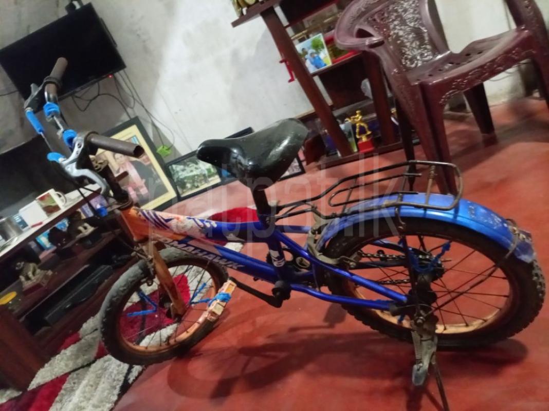 Tomahawk used foot cycle