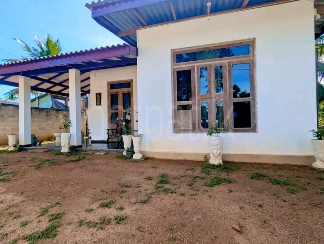 House for Sale in Minuwangoda