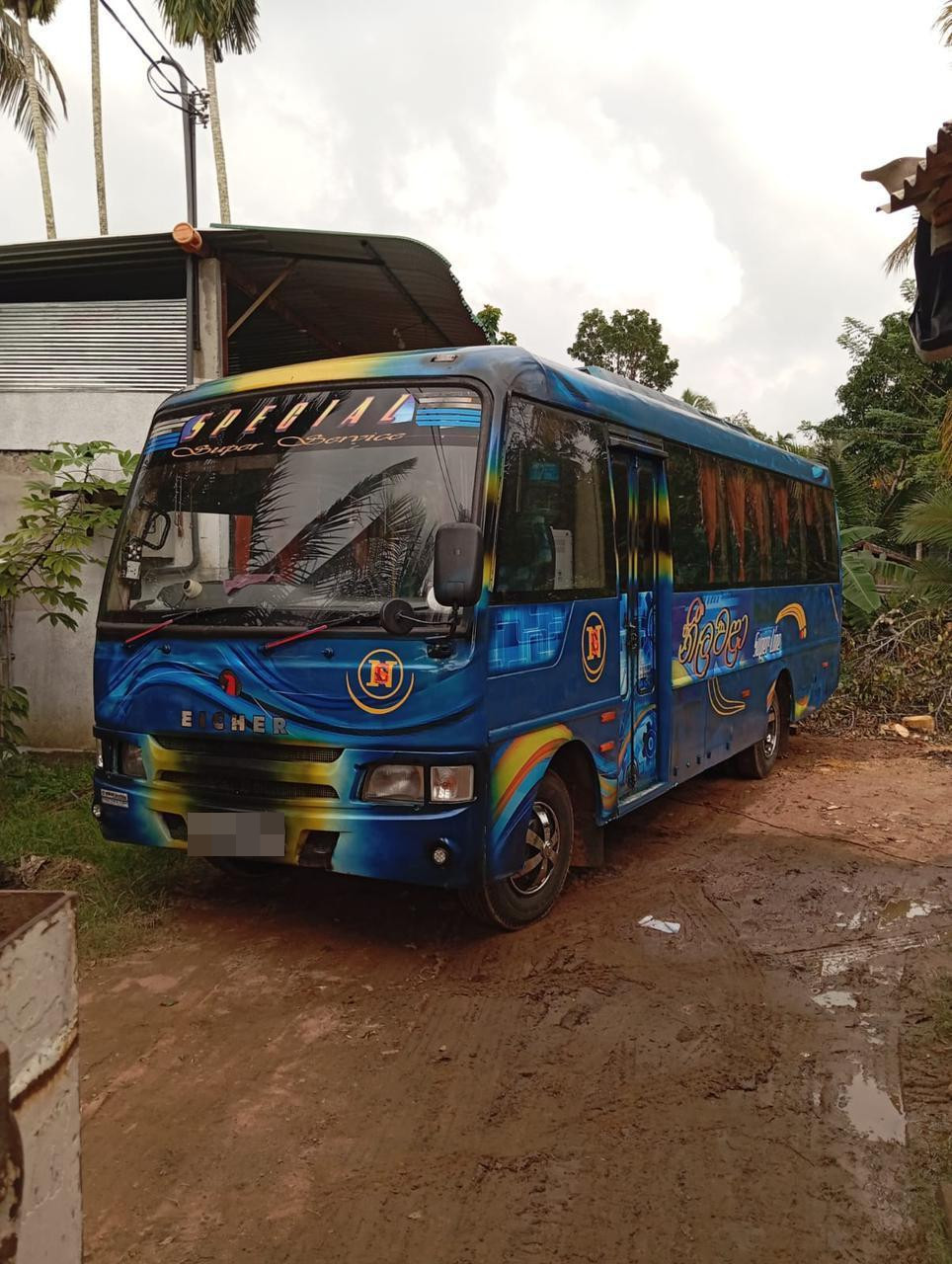 Eicher Skyline 2015 ads-image-1